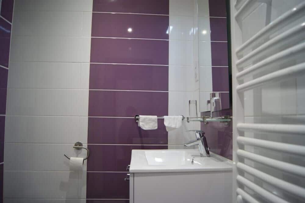 Hôtel Des Vosges Lorraine - Contrexéville visuel 2/5