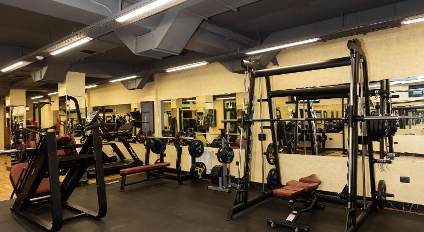 Leon Hotel Spa Ganja