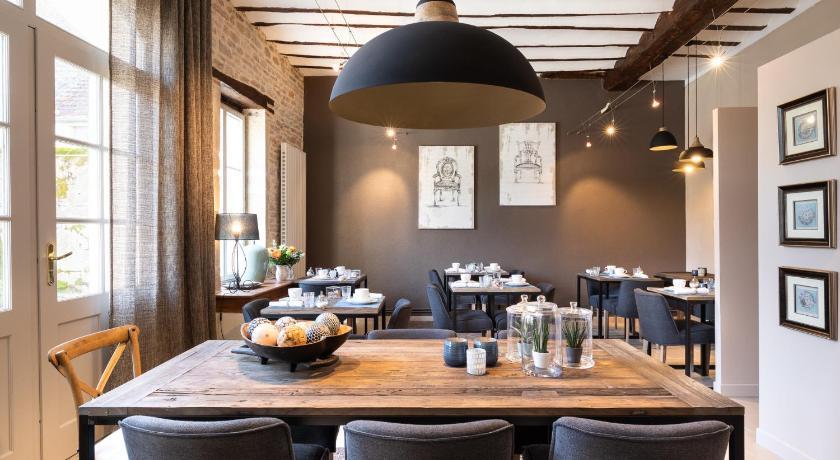 Le Clos du Colombier Bourgogne - Pommard visuel 3/5 Le Clos du Colombier Bourgogne - Pommard visuel 3/5