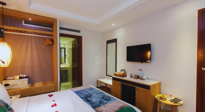 Hotel Emerald Waters Classy