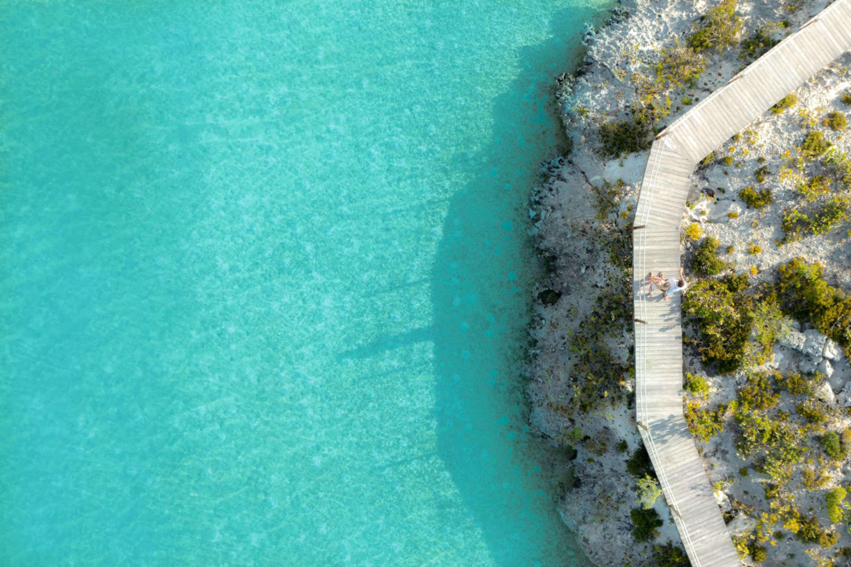 ice-4592231-107641816-619723 The Ambergis Cay