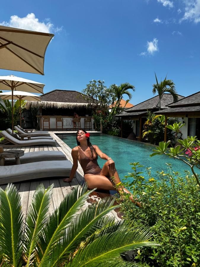 Ehoa Bali Nyanyi Boutique Hotel - In Front Of Entrance To Nuanu