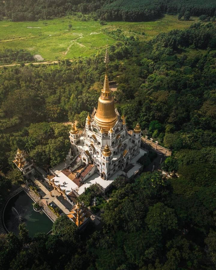 Bloom in Saigon - The Residence