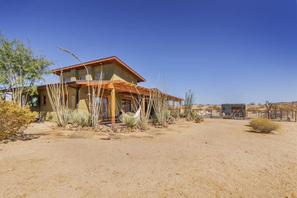 Constellation Compound