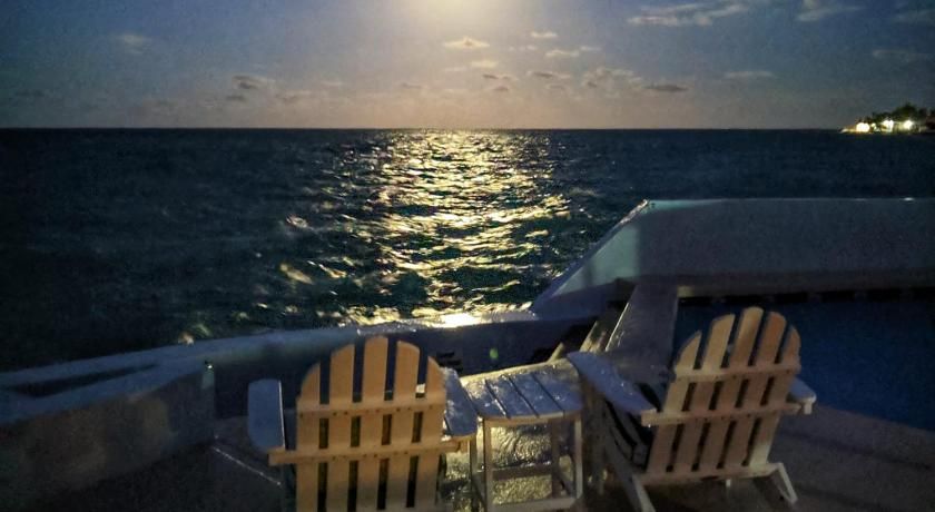 Water's Edge Villa - Oceanfront with Private Pool