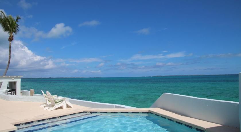 Water's Edge Villa - Oceanfront with Private Pool