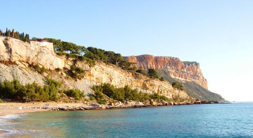 La Villa De Port-Miou Provence-Alpes-Côte d'Azur - Cassis visuel 4/5 La Villa De Port-Miou Provence-Alpes-Côte d'Azur - Cassis visuel 4/5