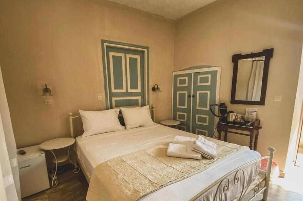 expedia_group-90417-9dd93b-366440 Aeginitiko Archontiko