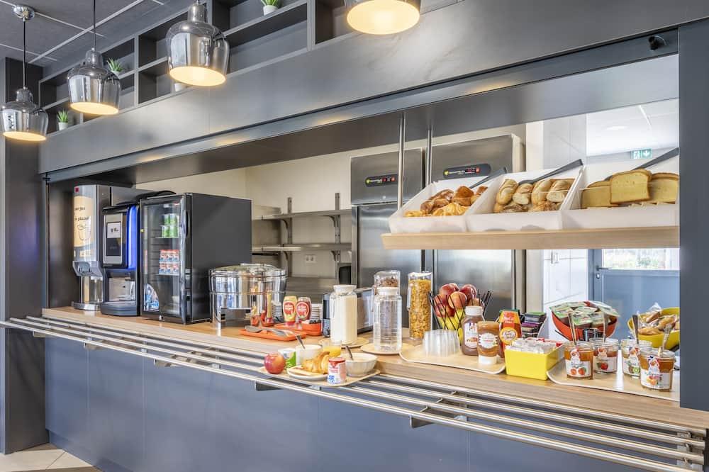 B&B HOTEL Saint-Martin-de-Crau Alpilles Camargue Provence-Alpes-Côte d'Azur - Saint-Martin-de-Crau visuel 4/5 B&B HOTEL Saint-Martin-de-Crau Alpilles Camargue Provence-Alpes-Côte d'Azur - Saint-Martin-de-Crau visuel 4/5