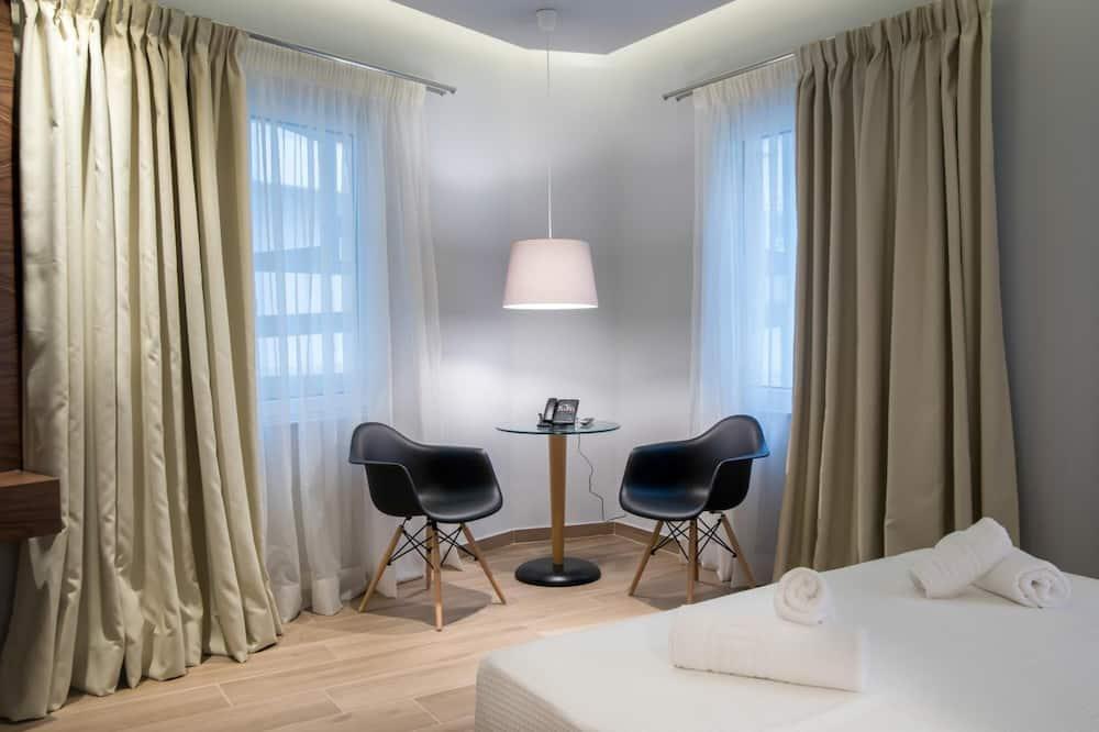 expedia_group-2977901-89e209-556560 Ad Athens Luxury Rooms & Suites