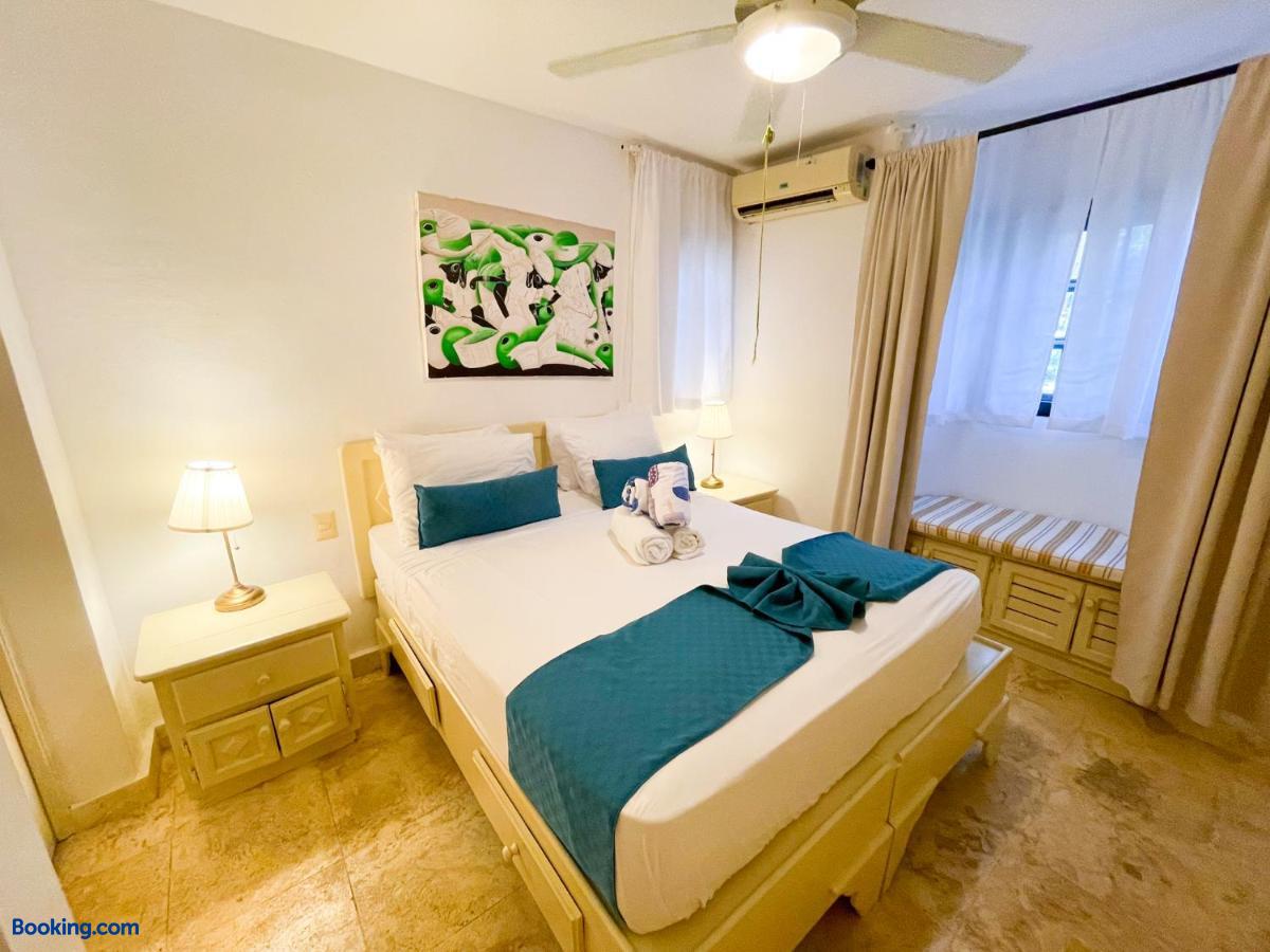 booking-10162812-642682043-913703 Bavaro Casas Beach Hotel Garden View Wifi Bbq Los Corales Beach Club & Spa