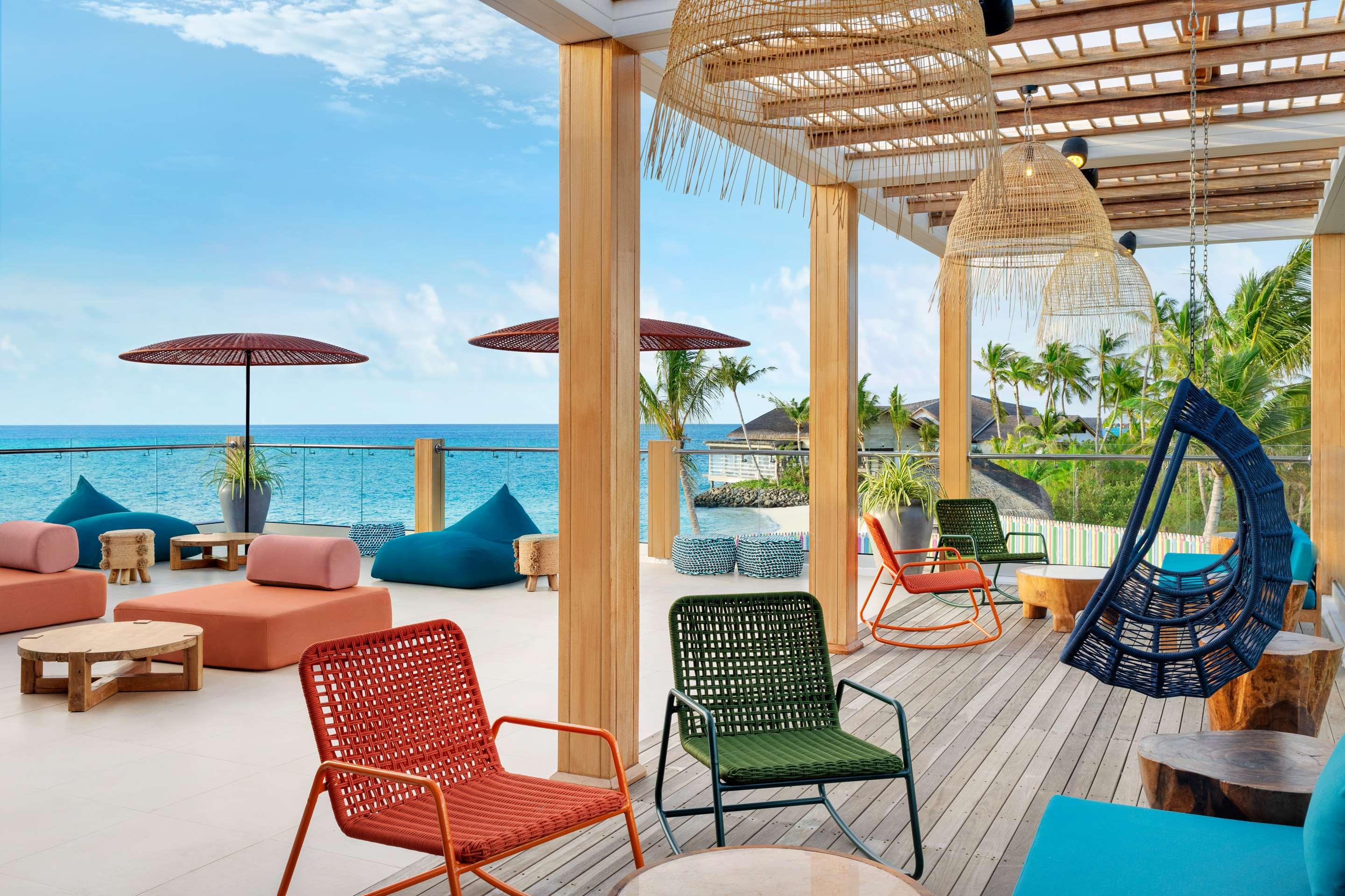 ice-1070466236-99715396-335343 Hilton Maldives Amingiri Resort & Spa