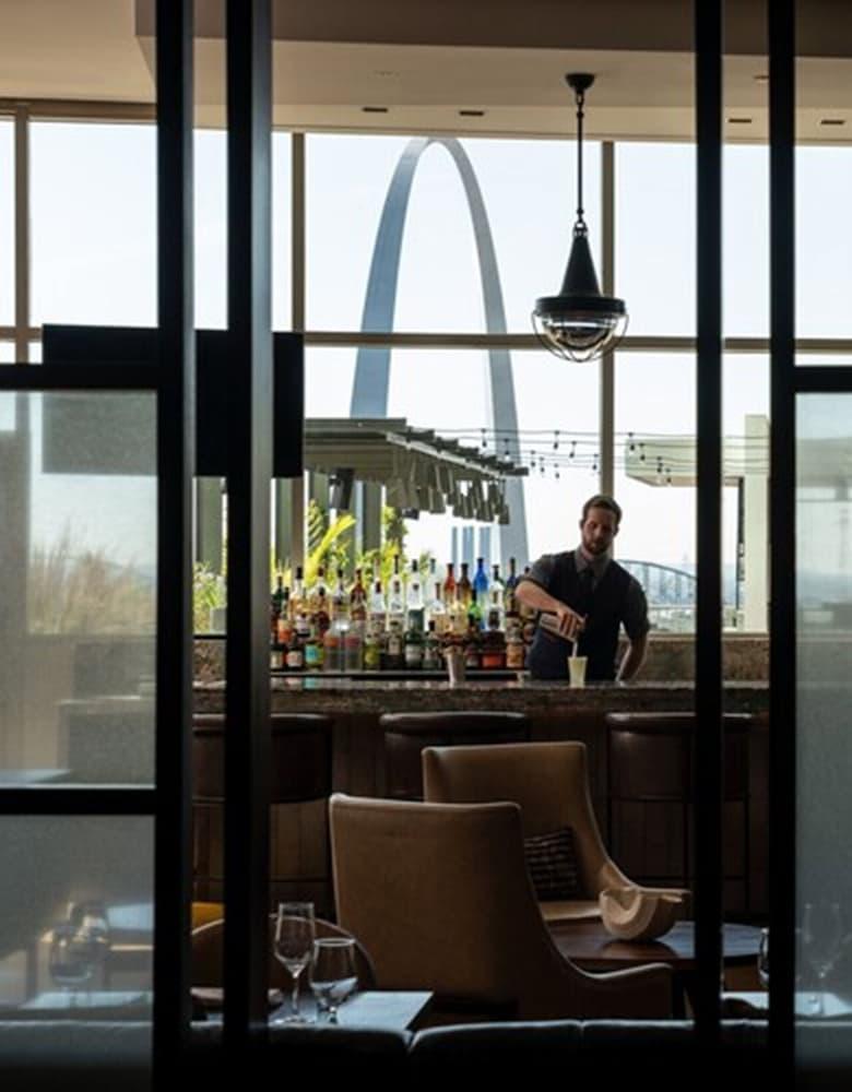 sembo-188251-49013c-231983 Four Seasons Hotel St Louis