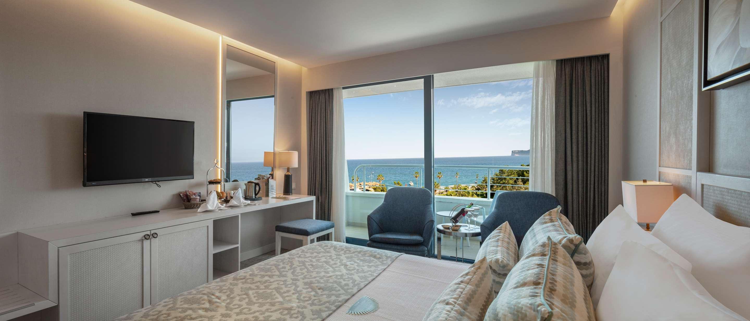 ice-398381-77d182-458688 Mirage Park Resort