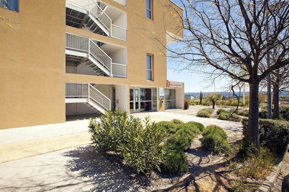 Apparthotel Séjours & Affaires Manosque Provence-Alpes-Côte d'Azur - Manosque visuel 4/5 Apparthotel Séjours & Affaires Manosque Provence-Alpes-Côte d'Azur - Manosque visuel 4/5