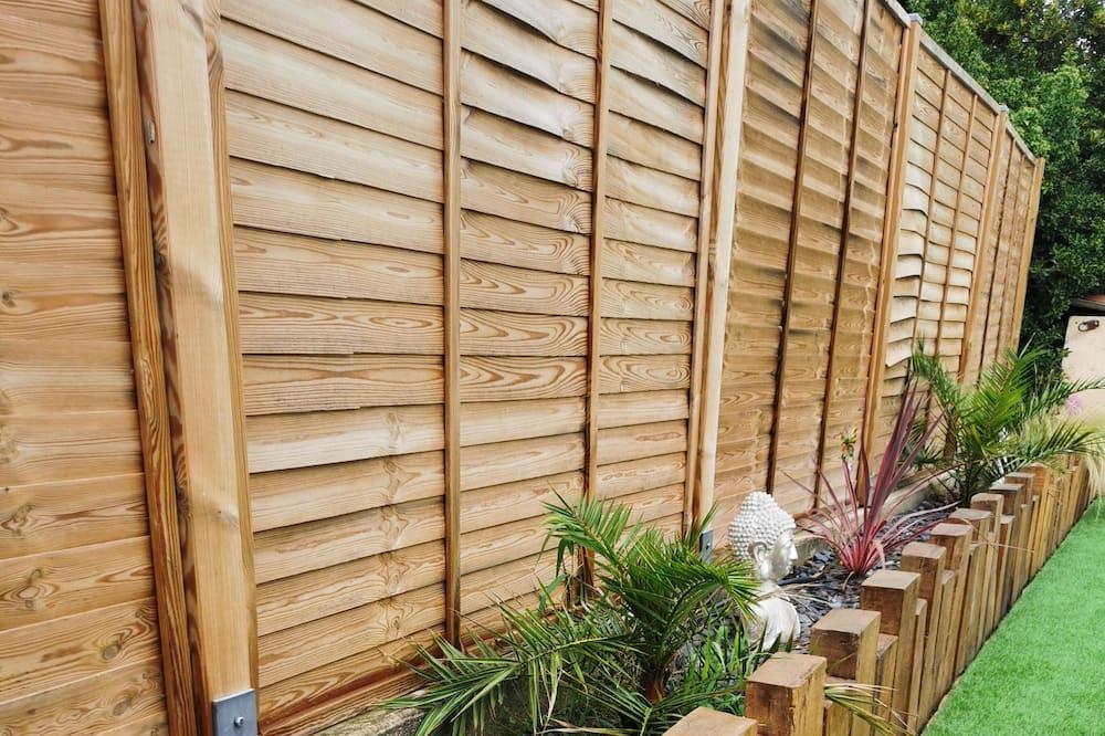 Logement Avec Jardin et Parking Privés, Piscine Partagée Provence-Alpes-Côte d'Azur - Aubagne visuel 5/5 Logement Avec Jardin et Parking Privés, Piscine Partagée Provence-Alpes-Côte d'Azur - Aubagne visuel 5/5