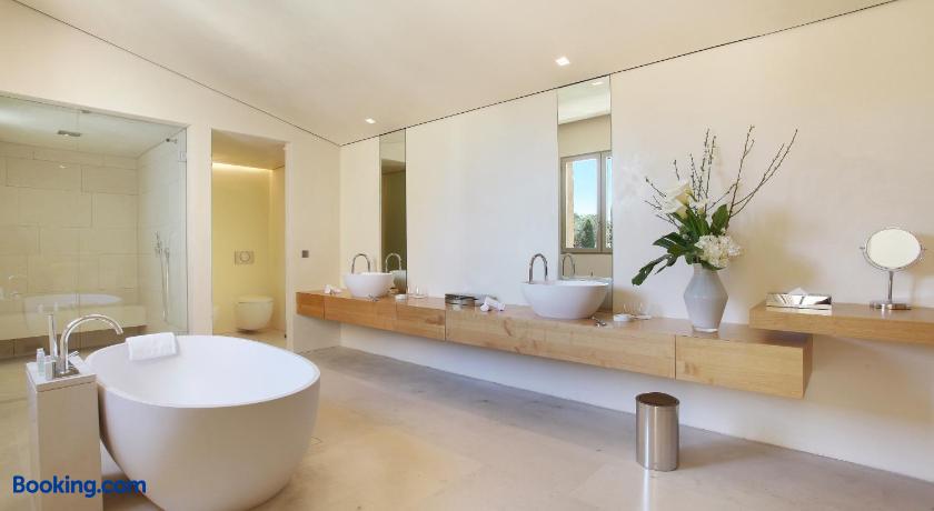 booking-547010-146708113-331949 MUSE Saint-Tropez