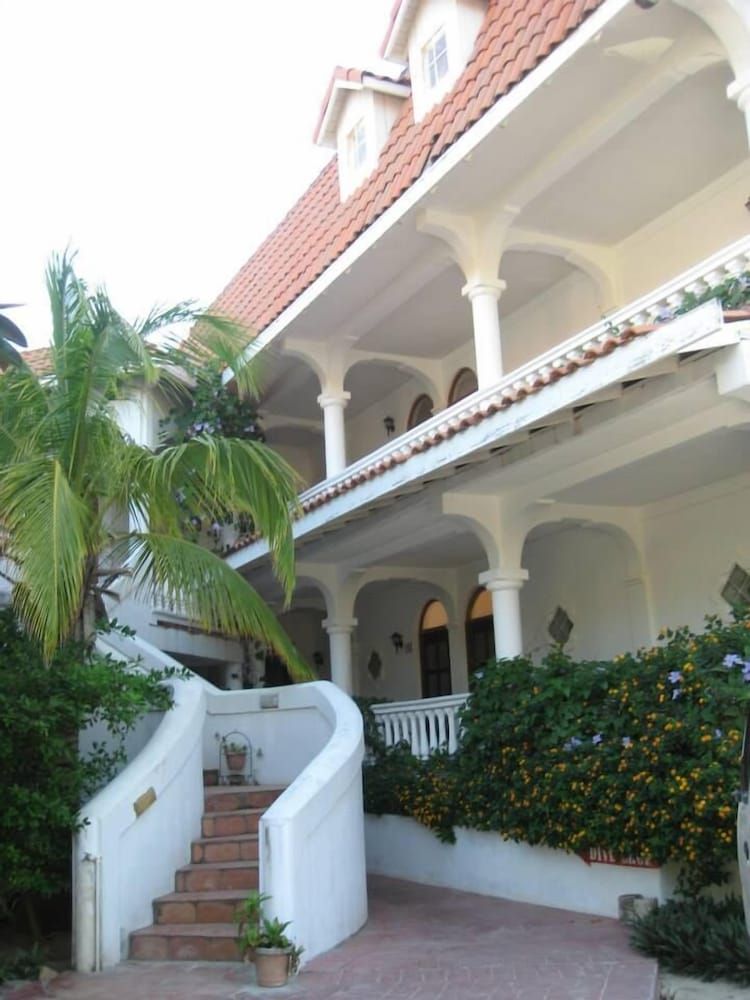 Sueno Del Mar Resort