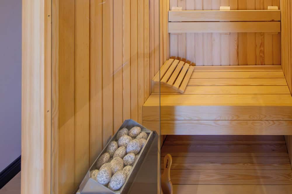 Elysian Airport Hotel