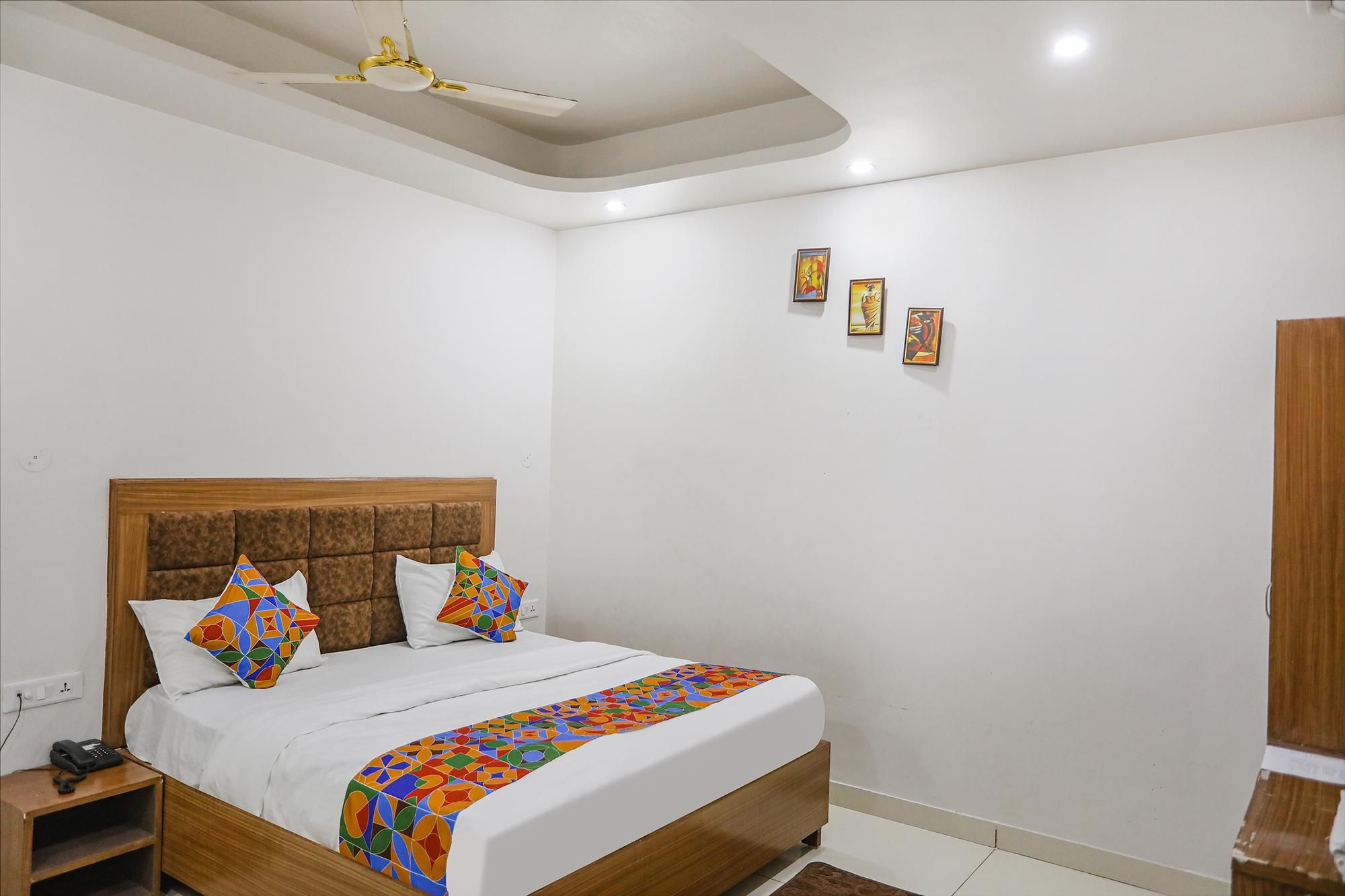 hotel photo