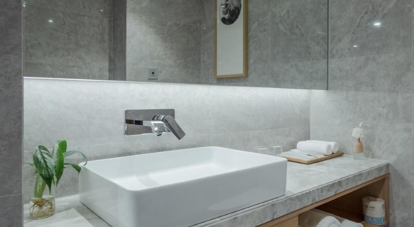 Bai Yun Qin She Boutique