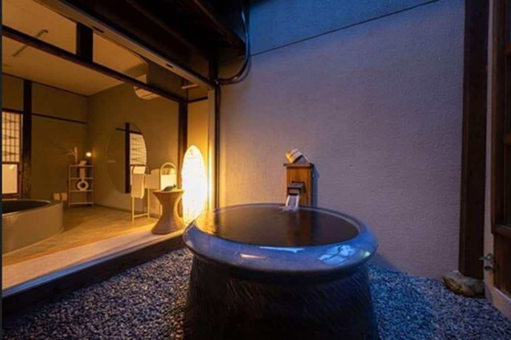 expedia_group-2570452-99893646-321476 Nazuna Kyoto Nijo-tei