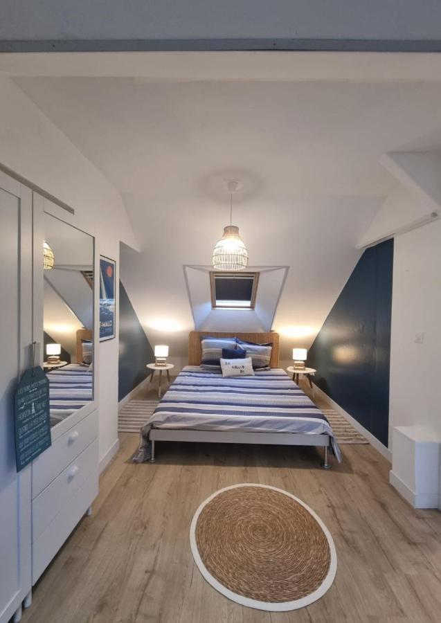 Maison 5 Chambres Le Séjour Familiale Sur Le Côte D'émeraude 5 Min Du Centre Ville Ressourcez Vous Bretagne - Dinard visuel 3/5 Maison 5 Chambres Le Séjour Familiale Sur Le Côte D'émeraude 5 Min Du Centre Ville Ressourcez Vous Bretagne - Dinard visuel 3/5