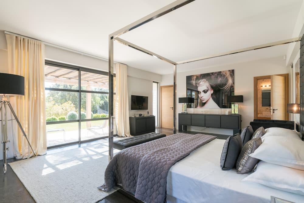 Les Amandiers, Superb Luxury Villa Road To The Beaches Of Saint Tropez Provence-Alpes-Côte d'Azur - Ramatuelle visuel 3/5 Les Amandiers, Superb Luxury Villa Road To The Beaches Of Saint Tropez Provence-Alpes-Côte d'Azur - Ramatuelle visuel 3/5