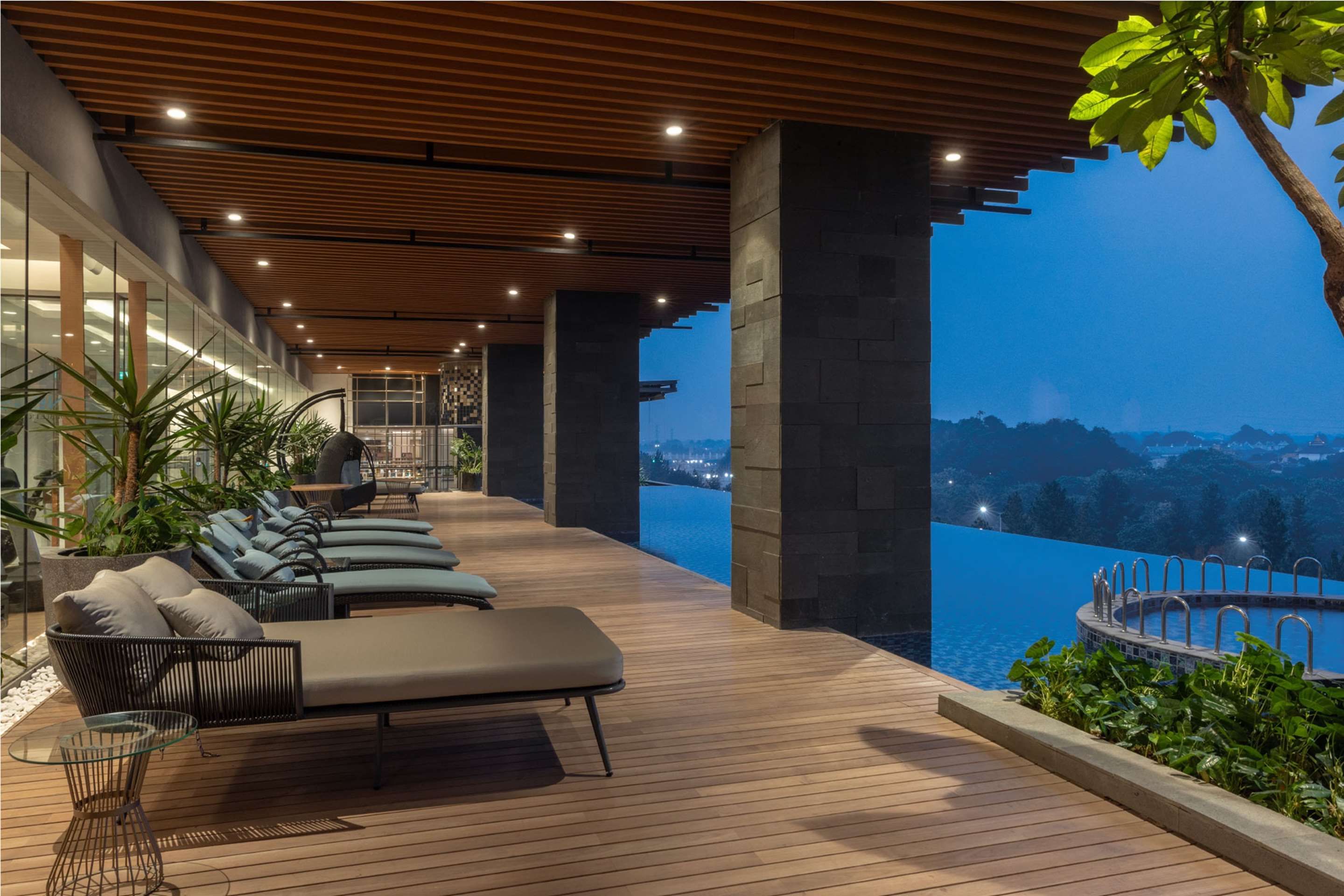 DoubleTree by Hilton Jakarta Bintaro Jaya