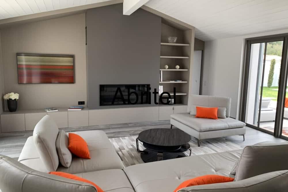 Luxury villa, swimming pool, walking distance to beach and shops, landscaped garden Poitou-Charentes - Bois-Plage-en-Ré visuel 2/5