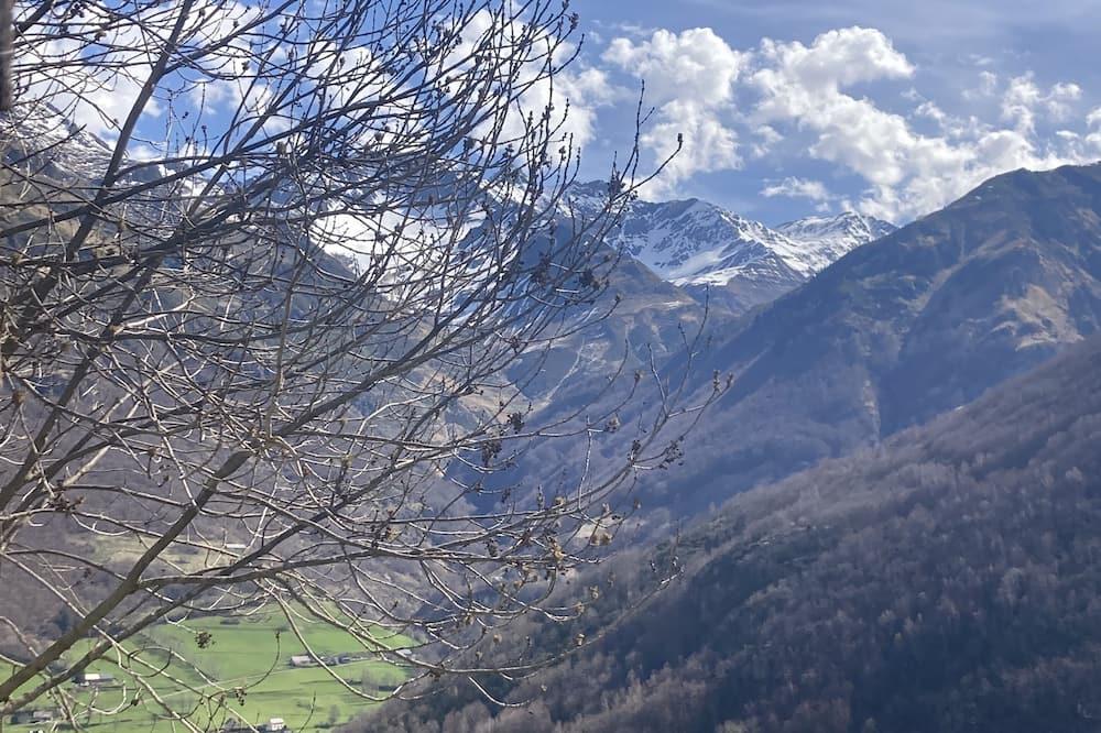 Chalet At The Foot Of The Chemin De St-Jacques With Stunning View Midi-Pyreneën - Gavarnia visuel 3/5 Chalet At The Foot Of The Chemin De St-Jacques With Stunning View Midi-Pyreneën - Gavarnia visuel 3/5