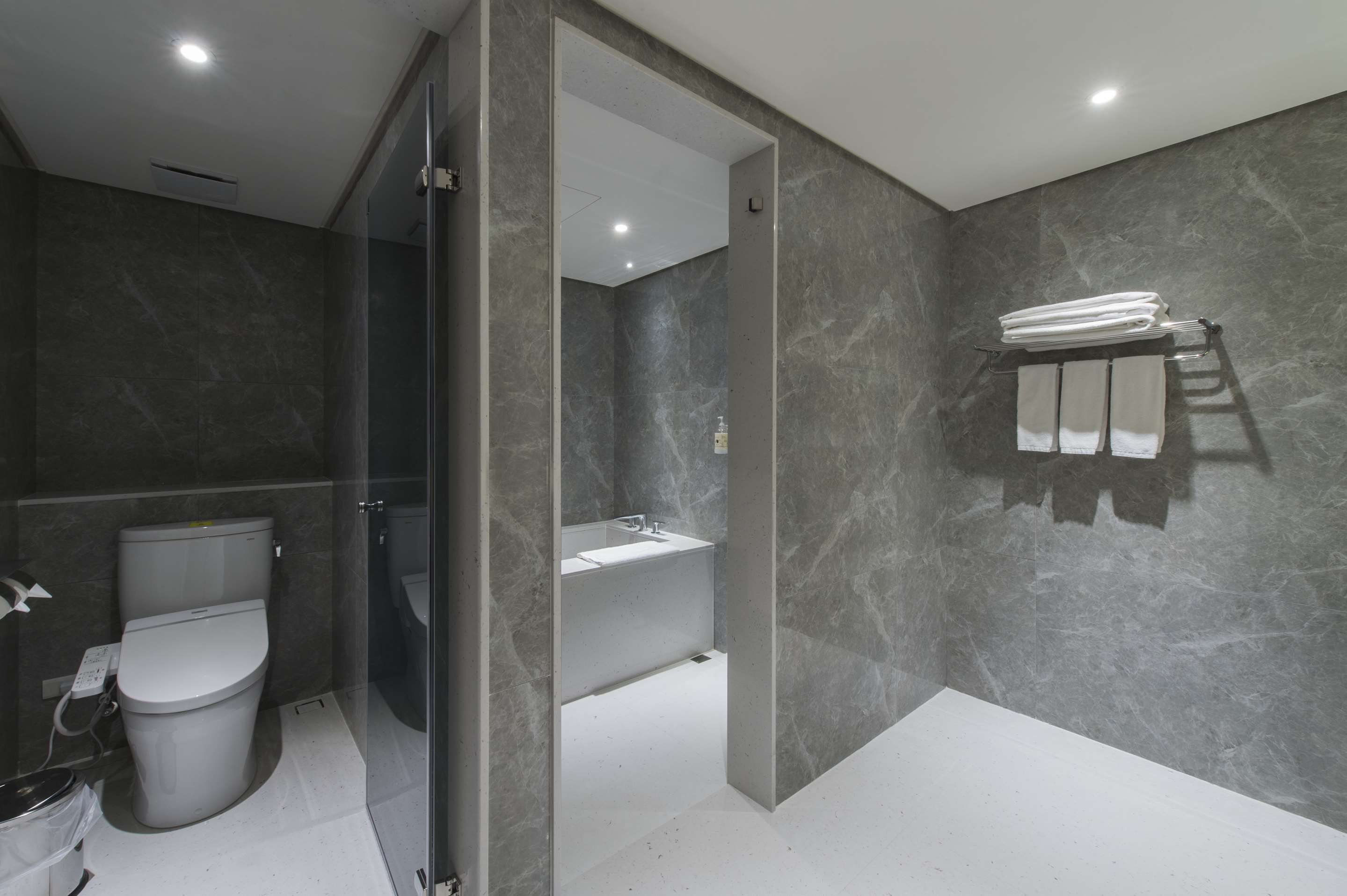 Golden Tulip Fab Hotel New Taipei