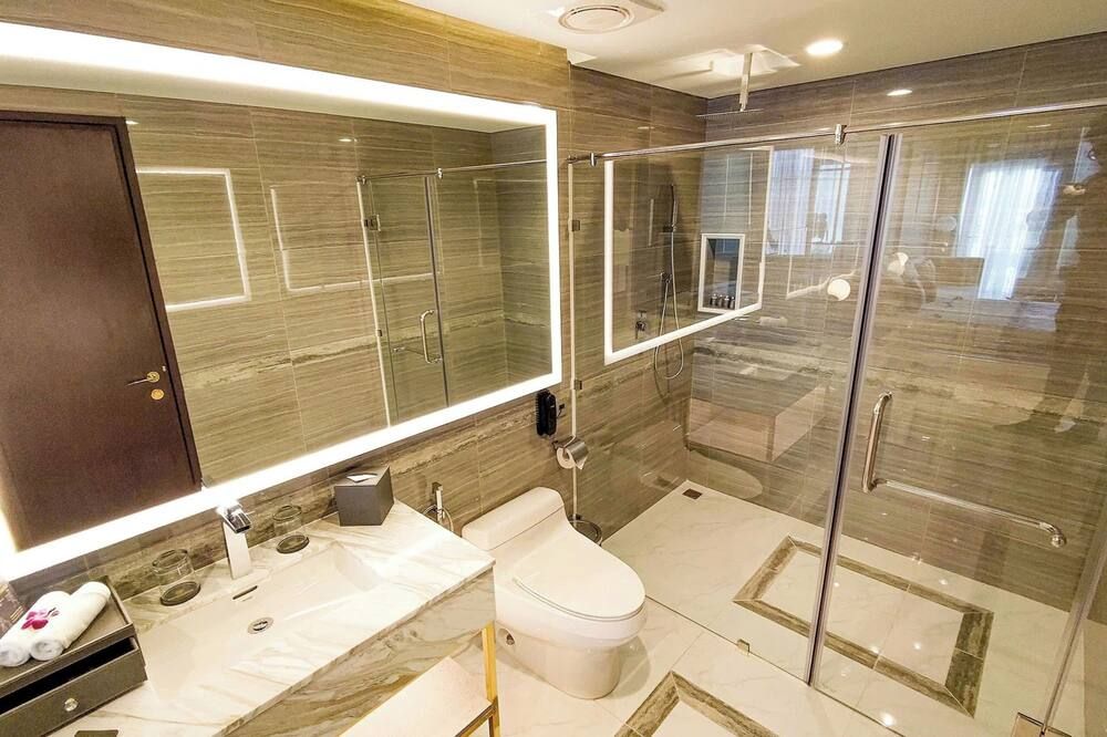 Diamond Stars Ben Tre Hotel