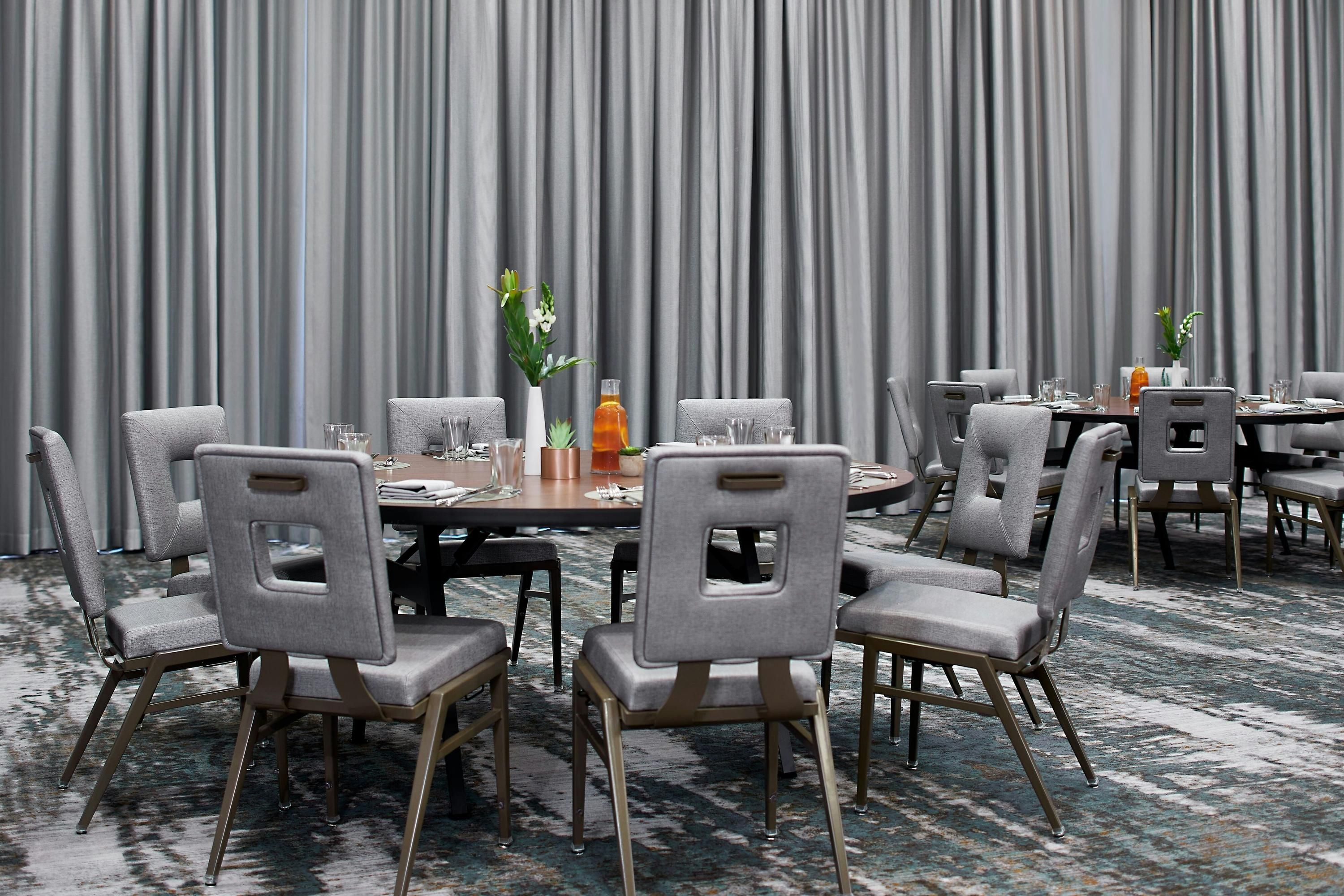 Renaissance Mobile Riverview Plaza Hotel