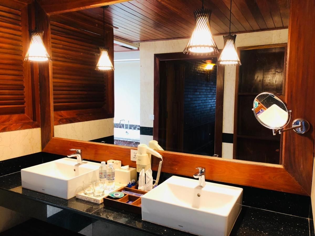 Try Palace Resort Kep