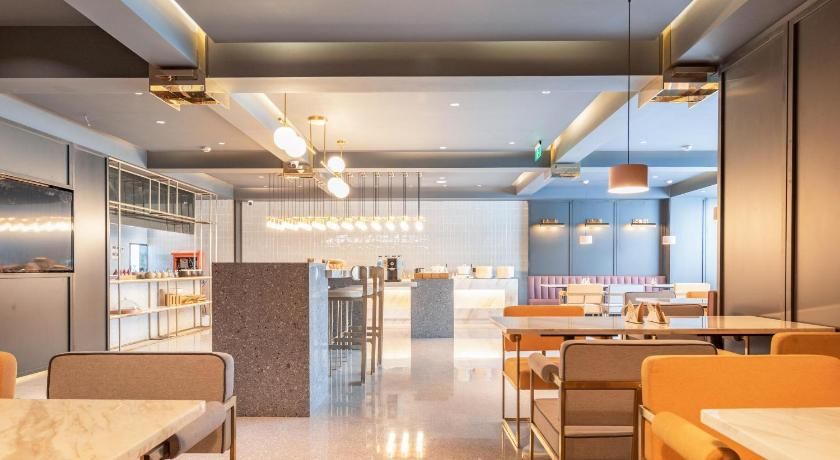 Atour Hotel Shanghai Caohejing