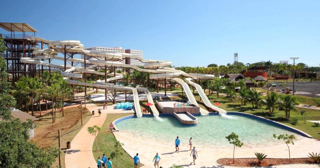 Hot Beach Suites Olimpia Resort