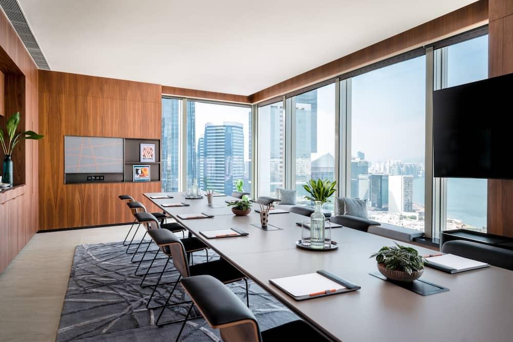 expedia_group-319836-147286146-518561 EAST, Hong Kong