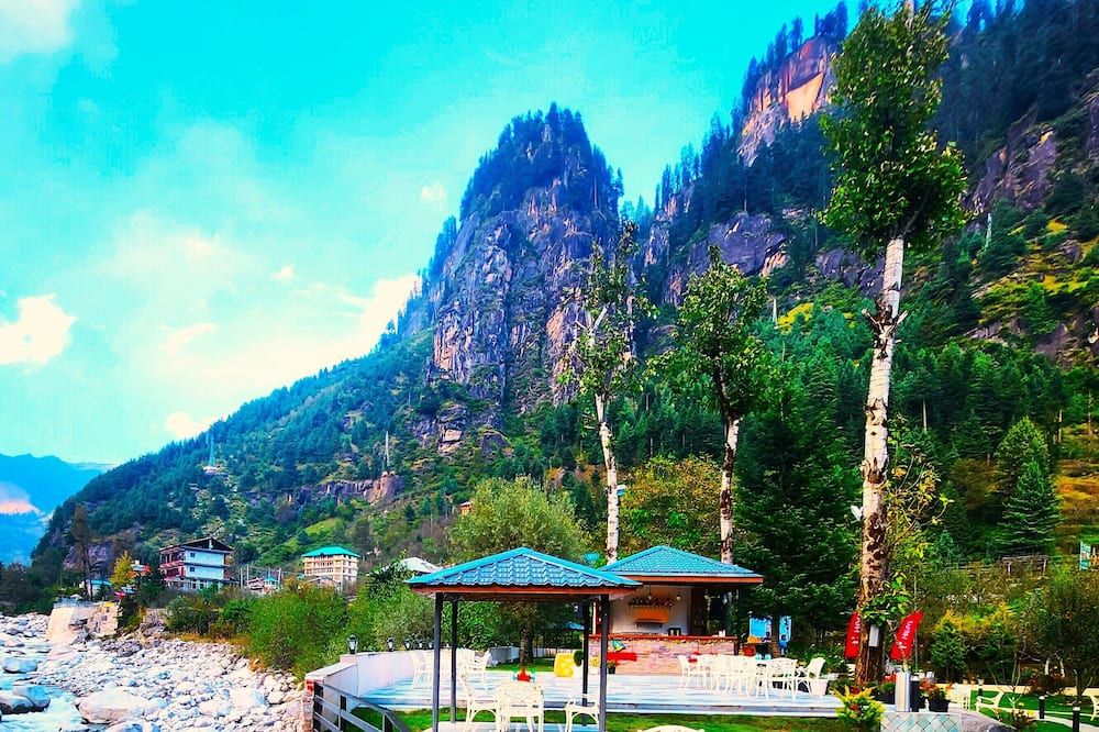 The Allure Grand Resort -A Majestic Riverside Retreat