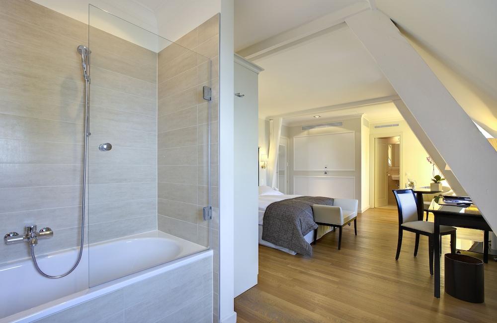 sembo-75397-4f4fee-373222 Château d'Ouchy