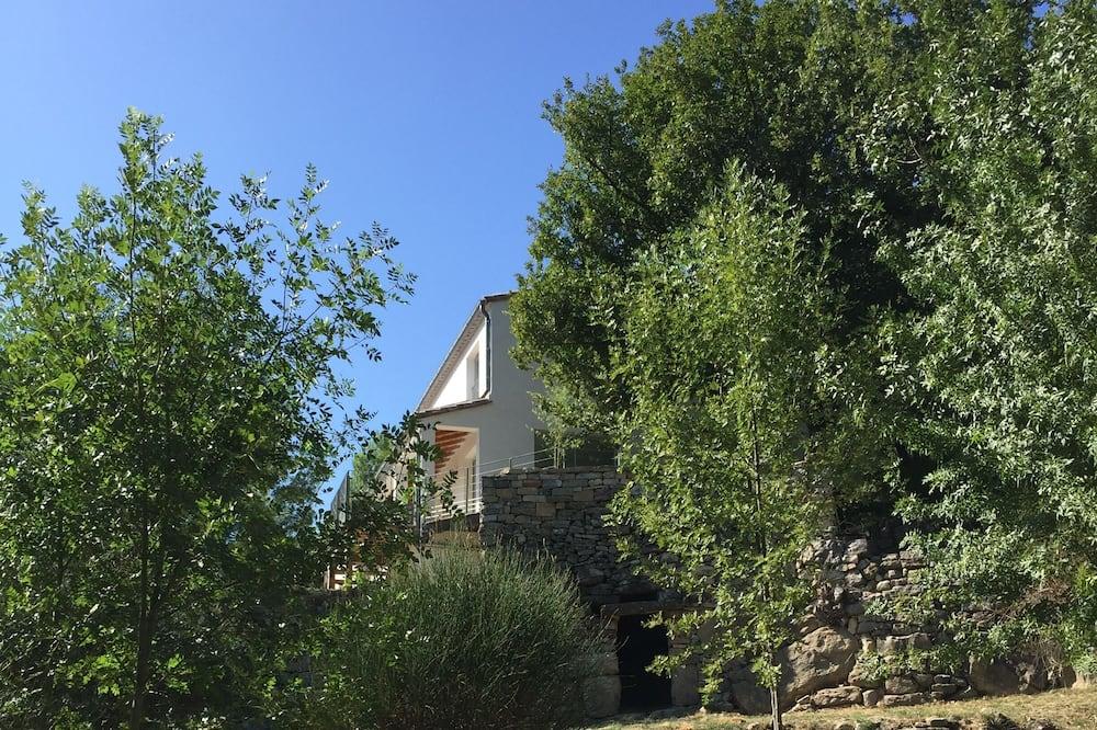 Villa with swimming pool not overlooked on large wooded grounds Languedoc-Roussillon - Soubès visuel 2/5 Villa with swimming pool not overlooked on large wooded grounds Languedoc-Roussillon - Soubès visuel 2/5