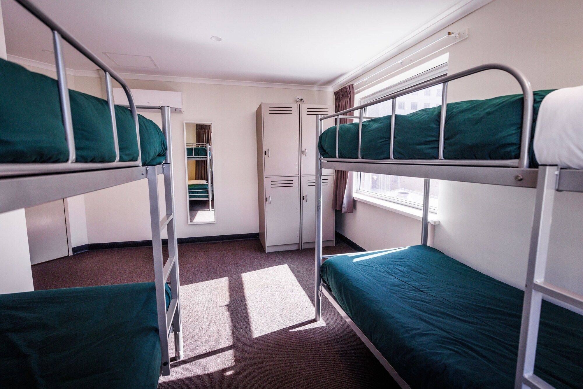 Hostels in Adelaide from C$ 69/night - KAYAK Hostels in Adelaide from C$ 69/night - KAYAK