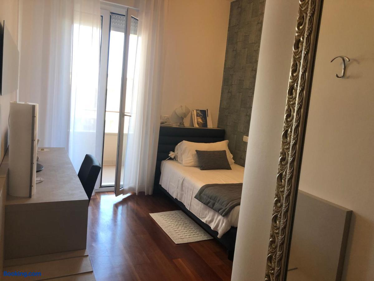 booking-74117-295057373-525616 Hotel Alexander