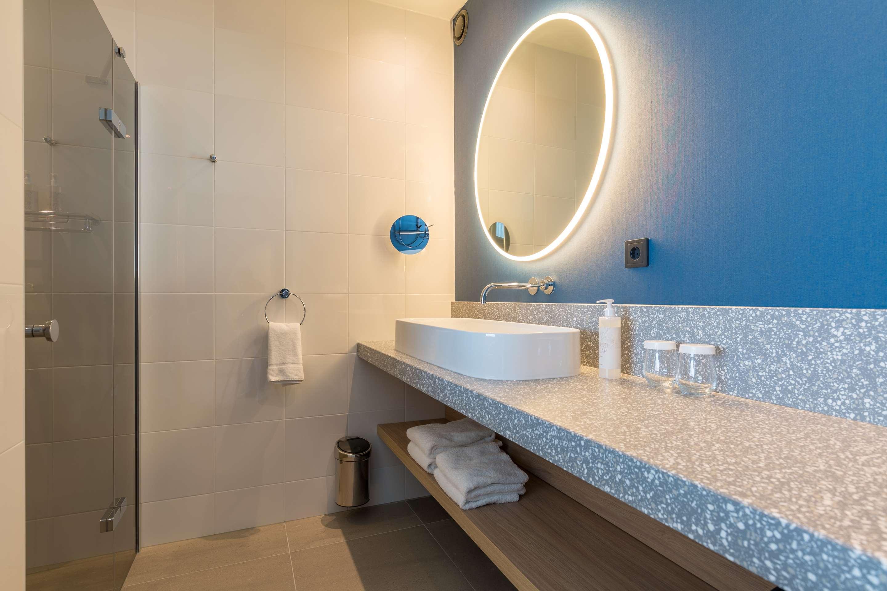 ice-50666-72056094_3XL-511530 Van Der Valk Hotel Venlo