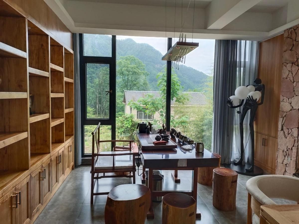 Hilltop House Resort