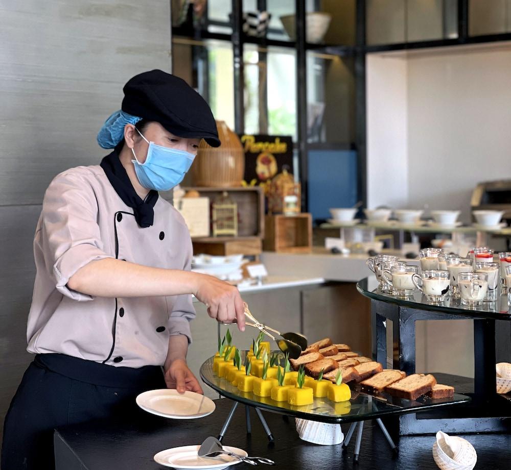 sembo-732990-322109-850969 Intercontinental Nha Trang
