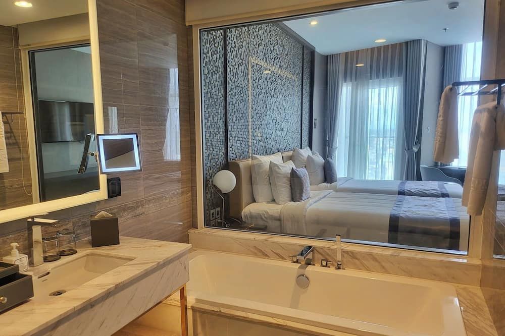 Diamond Stars Ben Tre Hotel