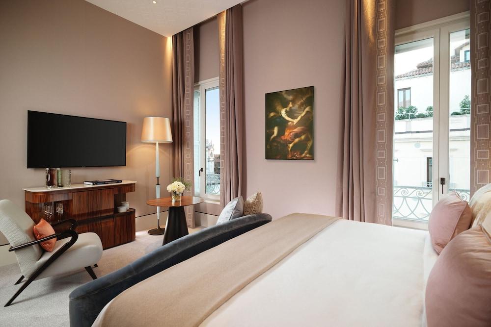 sembo-4989100-f56609-868696 The St. Regis Venice