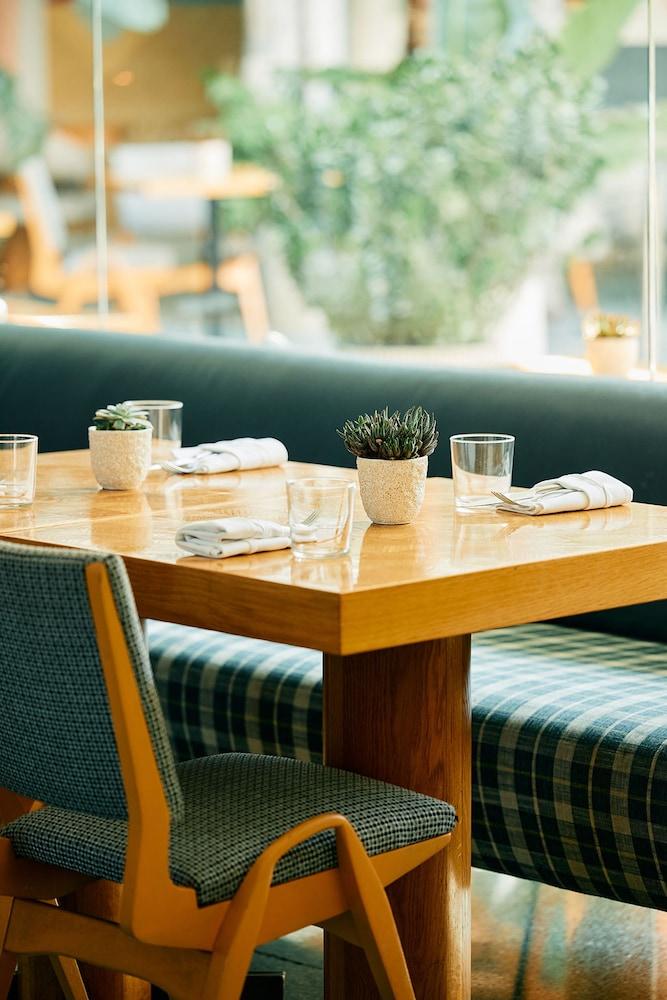 Avalon Hotel Beverly Hills, a Member of Design Hotels