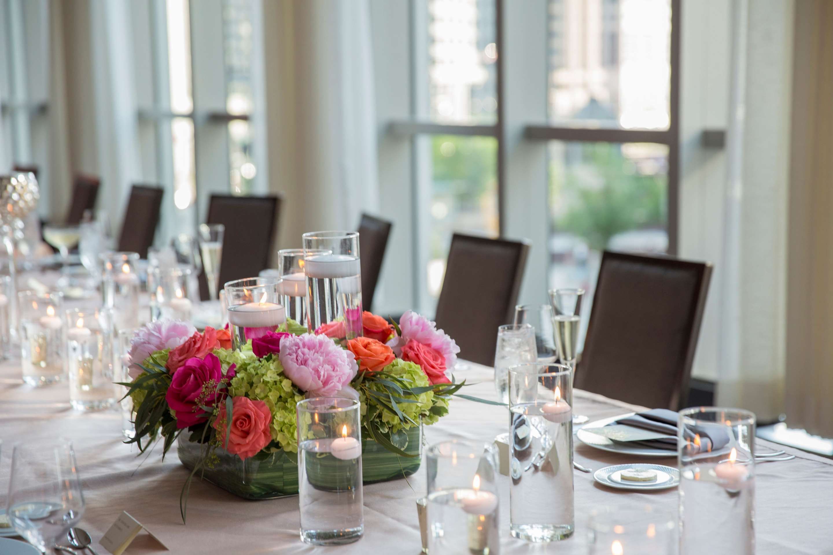 LondonHouse Chicago, Curio Collection by Hilton